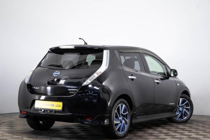 Nissan Leaf I (ZE0/AZE0) с пробегом 2014 года, цена 929 000 рублей, 153000 км, хэтчбек, Автокод Объявления