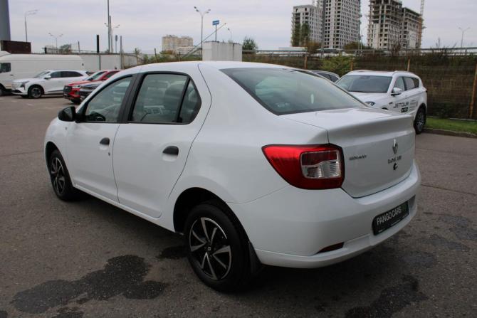Renault Logan II с пробегом 2017 года, цена 795 000 рублей, 98672 км, седан, Автокод Объявления