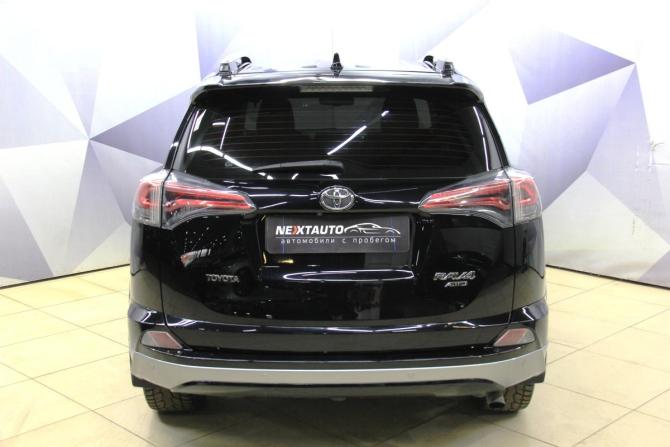 Toyota RAV4 IV (XA40) Рестайлинг с пробегом 2016 года, цена 2 085 000 рублей, 165000 км, внедорожник, Автокод Объявления