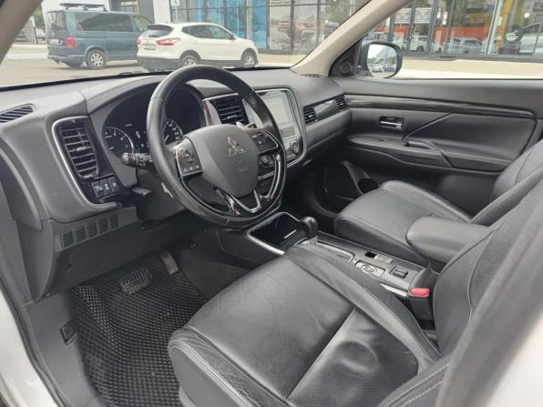 Mitsubishi Outlander III Рестайлинг 2 с пробегом 2018 года, цена 2 090 000 рублей, 187791 км, внедорожник, Автокод Объявления
