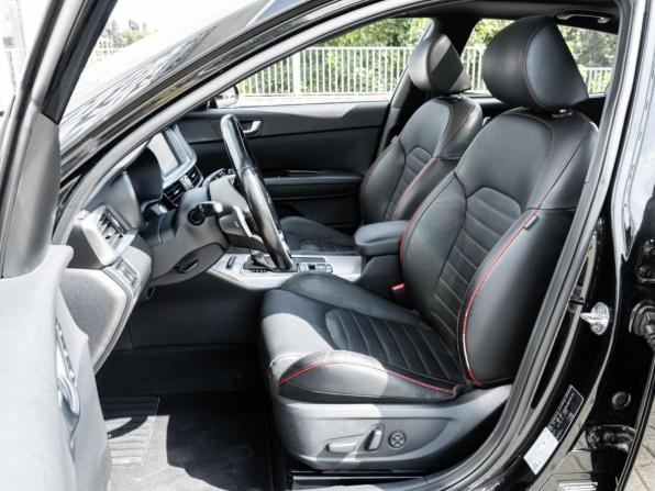 Kia Optima IV Рестайлинг с пробегом 2018 года, цена 1 989 000 рублей, 168883 км, седан, Автокод Объявления