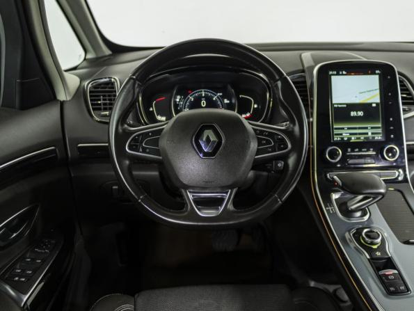 Renault Espace V с пробегом 2016 года, цена 1 549 000 рублей, 177000 км, минивэн, Автокод Объявления