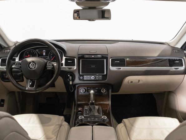 Volkswagen Touareg II с пробегом 2014 года, цена 3 100 000 рублей, 168980 км, внедорожник, Автокод Объявления