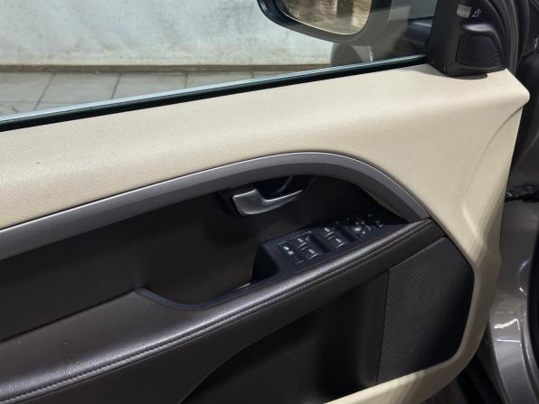 Volvo XC70 II с пробегом 2011 года, цена 1 450 000 рублей, 199239 км, универсал, Автокод Объявления