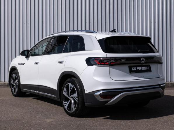 Volkswagen ID.6 с пробегом 2022 года, цена 3 699 000 рублей, 57205 км, внедорожник, Автокод Объявления