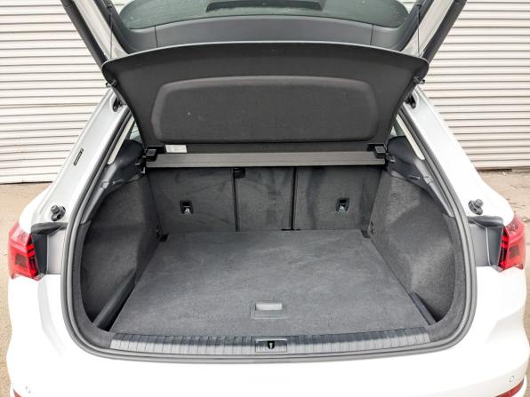 Audi Q3 II (F3) с пробегом 2023 года, цена 3 990 000 рублей, 41209 км, внедорожник, Автокод Объявления
