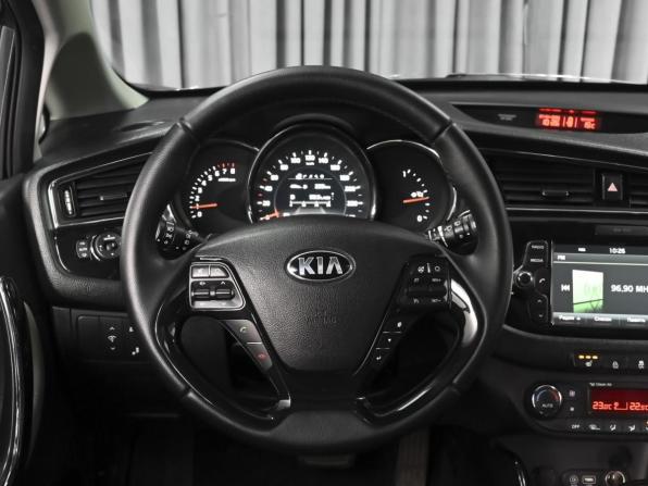 Kia Ceed II Рестайлинг с пробегом 2016 года, цена 1 570 000 рублей, 101481 км, универсал, Автокод Объявления
