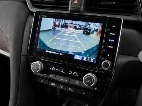 Honda Insight III с пробегом 2018 года, цена 2 100 000 рублей, 203866 км, седан, Автокод Объявления