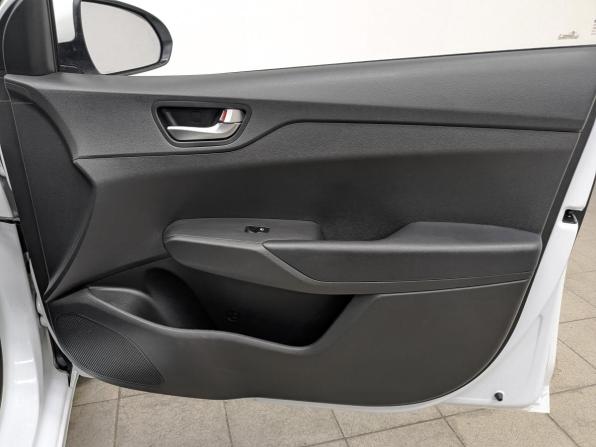 Hyundai Solaris II Рестайлинг с пробегом 2021 года, цена 1 585 000 рублей, 78605 км, седан, Автокод Объявления