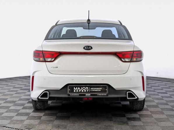 Kia Rio IV Рестайлинг с пробегом 2021 года, цена 1 420 000 рублей, 100136 км, седан, Автокод Объявления