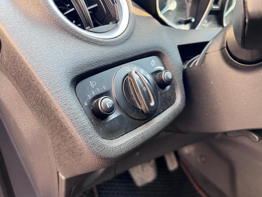 Ford Fiesta Mk6 Рестайлинг Ростов-на-Дону  - изображение 21