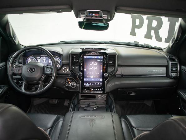 Ram 1500 V с пробегом 2022 года, цена 7 999 000 рублей, 42092 км, offers.body_type.unknown, Автокод Объявления