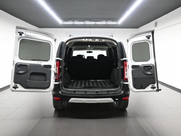 Lada (ВАЗ) Largus I с пробегом 2019 года, цена 855 000 рублей, 122198 км, универсал, Автокод Объявления