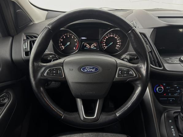 Ford Kuga II Рестайлинг с пробегом 2018 года, цена 1 635 000 рублей, 125898 км, внедорожник, Автокод Объявления