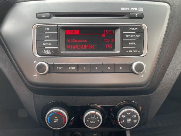Kia Rio III Рестайлинг с пробегом 2015 года, цена 809 000 рублей, 137862 км, седан, Автокод Объявления