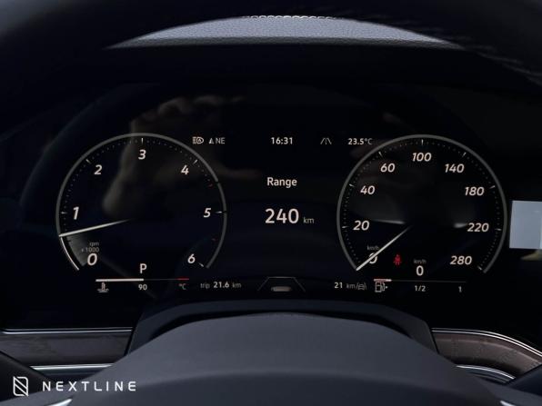 Новый Volkswagen Touareg III Рестайлинг 2025 года, цена 11 990 000 рублей, внедорожник, Автокод Объявления