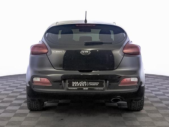 Kia Ceed II Рестайлинг с пробегом 2016 года, цена 1 010 000 рублей, 161143 км, хэтчбек, Автокод Объявления
