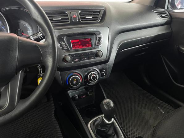 Kia Rio III с пробегом 2012 года, цена 625 000 рублей, 248600 км, седан, Автокод Объявления