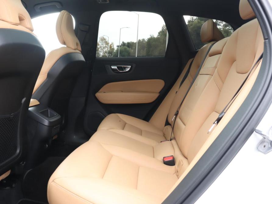 Volvo XC60 II Москва  - изображение 10