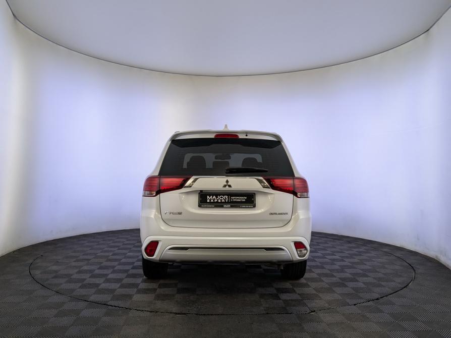 Mitsubishi Outlander III Рестайлинг 3 Москва  - изображение 6