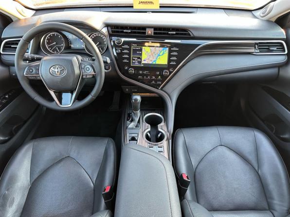 Toyota Camry VIII (XV70) с пробегом 2018 года, цена 2 570 000 рублей, 197852 км, седан, Автокод Объявления