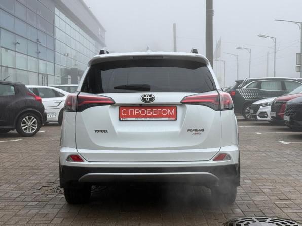 Toyota RAV4 IV (XA40) Рестайлинг с пробегом 2018 года, цена 2 299 000 рублей, 176799 км, внедорожник, Автокод Объявления
