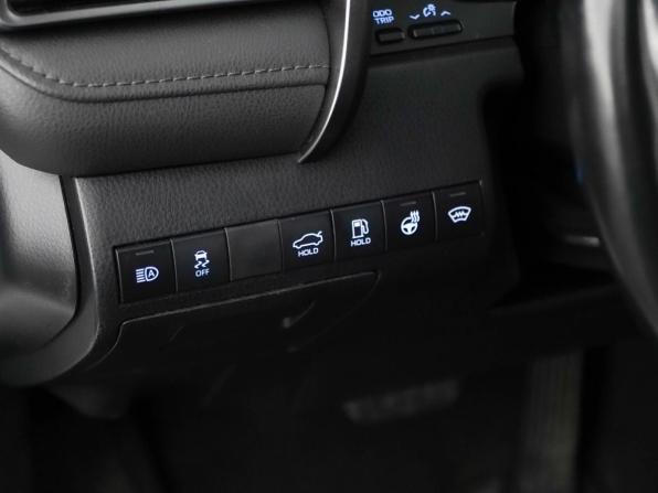 Toyota Camry VIII (XV70) Рестайлинг с пробегом 2022 года, цена 3 045 000 рублей, 116569 км, седан, Автокод Объявления