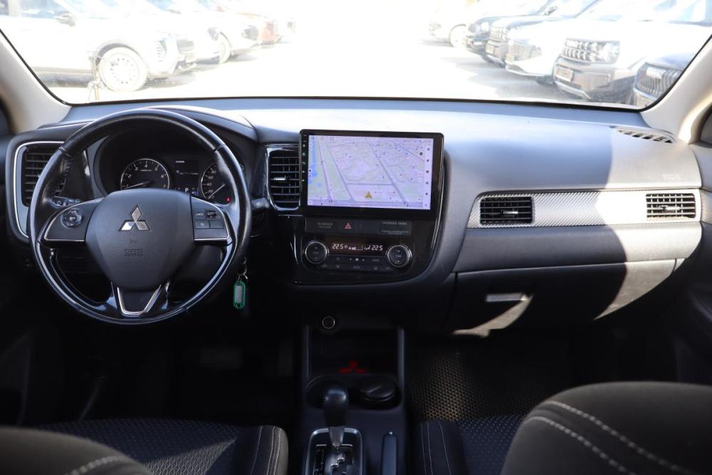 Mitsubishi Outlander III Рестайлинг 2 Санкт-Петербург  - изображение 7