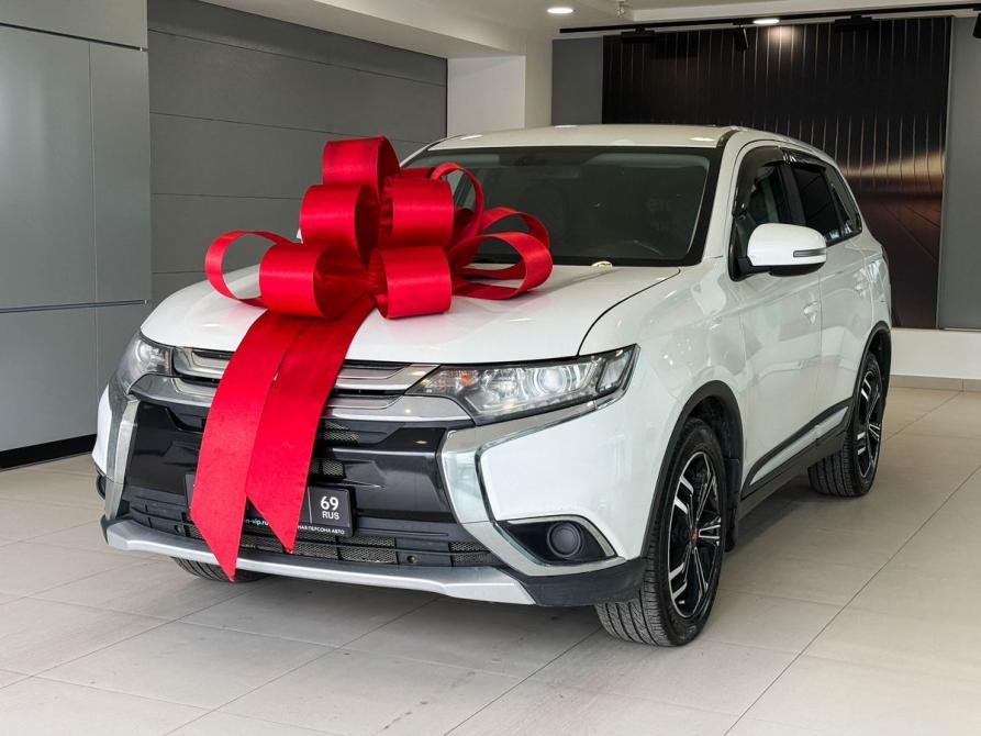 Mitsubishi Outlander III Рестайлинг 2 Тверь  - изображение 1