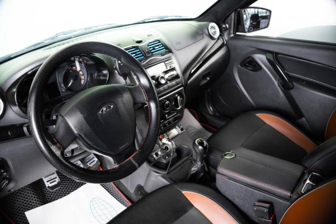 Lada (ВАЗ) Granta I Рестайлинг с пробегом 2022 года, цена 1 099 000 рублей, 158000 км, седан, Автокод Объявления