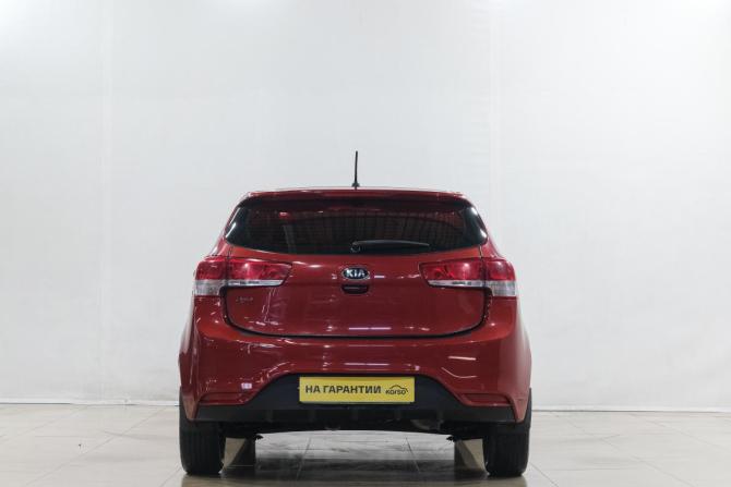 Kia Rio III Рестайлинг с пробегом 2015 года, цена 999 000 рублей, 202000 км, хэтчбек, Автокод Объявления