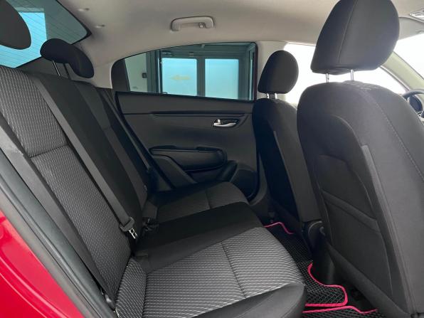 Kia Rio IV с пробегом 2018 года, цена 1 350 000 рублей, 139871 км, седан, Автокод Объявления