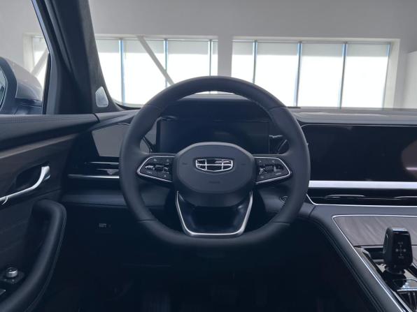 Geely Monjaro I Рестайлинг с пробегом 2026 года, цена 4 654 000 рублей, 15 км, внедорожник, Автокод Объявления