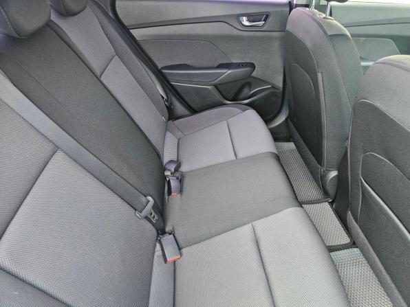 Hyundai Solaris II с пробегом 2017 года, цена 1 297 000 рублей, 99800 км, седан, Автокод Объявления