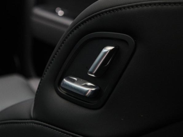 Li Auto (Lixiang) L7 I Рестайлинг с пробегом 2024 года, цена 6 700 000 рублей, 36937 км, внедорожник, Автокод Объявления