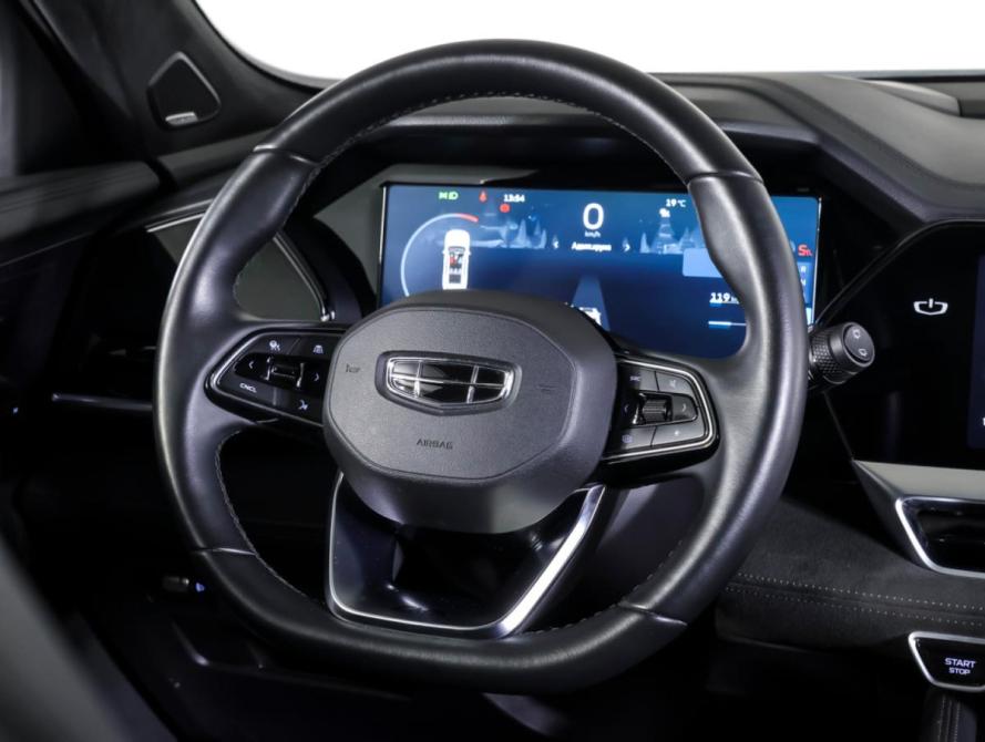 Geely Monjaro I Москва  - изображение 15