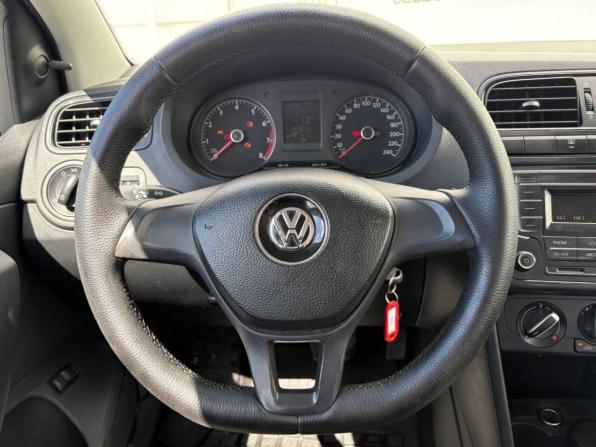 Volkswagen Polo V Рестайлинг с пробегом 2019 года, цена 650 000 рублей, 260000 км, седан, Автокод Объявления