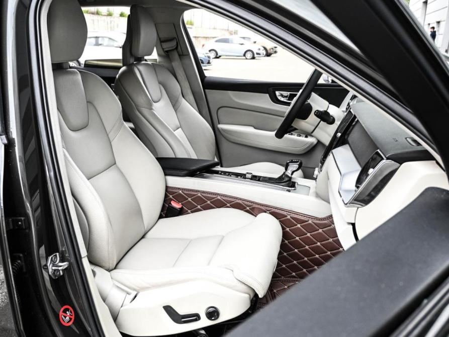 Volvo XC60 II Новороссийск  - изображение 10