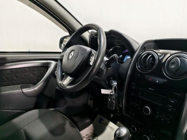 Renault Duster I Рестайлинг с пробегом 2018 года, цена 1 439 000 рублей, 63653 км, внедорожник, Автокод Объявления