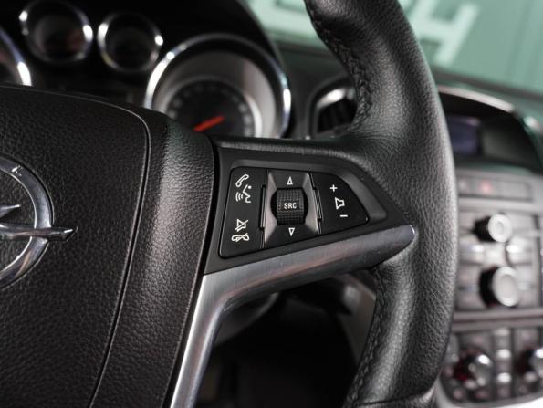 Opel Astra J Рестайлинг с пробегом 2013 года, цена 899 000 рублей, 143198 км, хэтчбек, Автокод Объявления