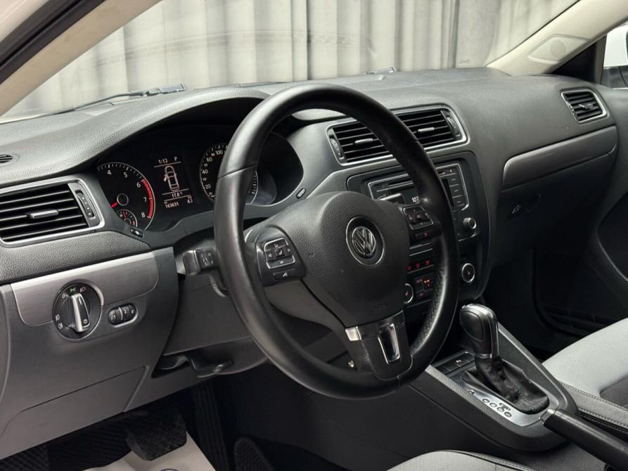 Volkswagen Jetta VI Ижевск  - изображение 11