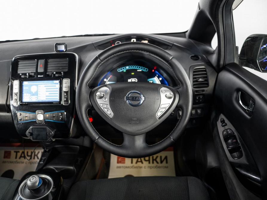 Nissan Leaf I (ZE0/AZE0) Иркутск  - изображение 9