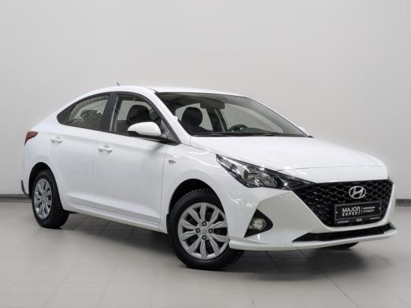 Hyundai Solaris II Рестайлинг с пробегом 2022 года, цена 1 620 000 рублей, 66122 км, седан, Автокод Объявления