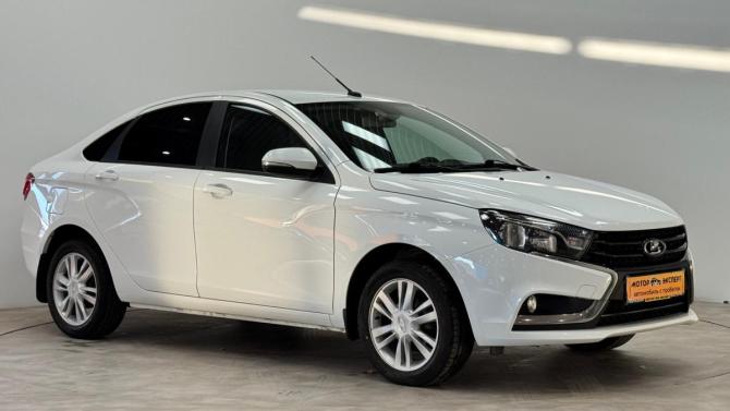 Lada (ВАЗ) Vesta I с пробегом 2017 года, цена 820 000 рублей, 72802 км, седан, Автокод Объявления