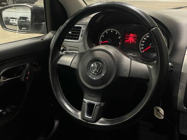 Volkswagen Polo V с пробегом 2013 года, цена 875 000 рублей, 85886 км, седан, Автокод Объявления