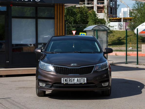 Kia Rio III Рестайлинг с пробегом 2016 года, цена 1 020 000 рублей, 106609 км, седан, Автокод Объявления