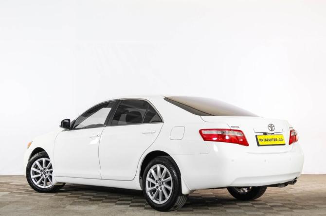 Toyota Camry VI (XV40) Рестайлинг с пробегом 2010 года, цена 1 379 000 рублей, 203000 км, седан, Автокод Объявления