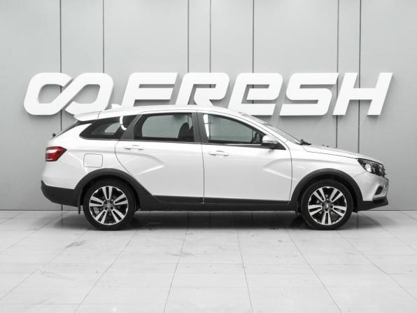 Lada (ВАЗ) Vesta I с пробегом 2021 года, цена 1 469 000 рублей, 32733 км, универсал, Автокод Объявления