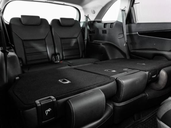 Kia Sorento III Prime Рестайлинг с пробегом 2018 года, цена 2 899 000 рублей, 131051 км, внедорожник, Автокод Объявления