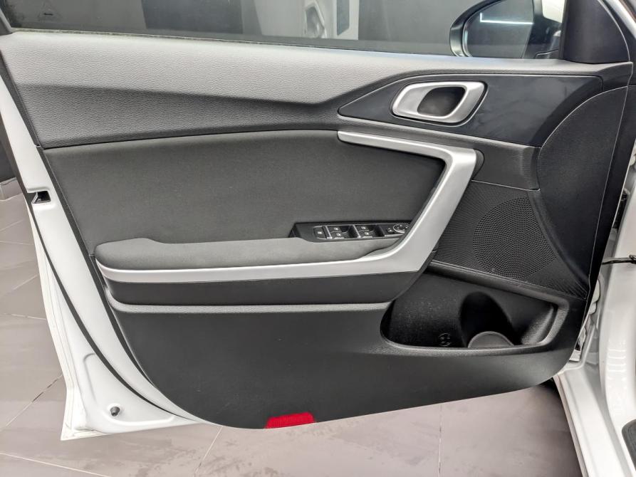 Kia Ceed III Москва  - изображение 19